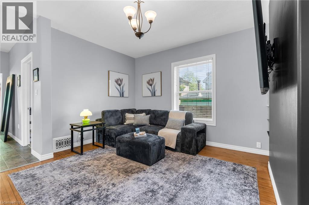 110 OAK Street - 8