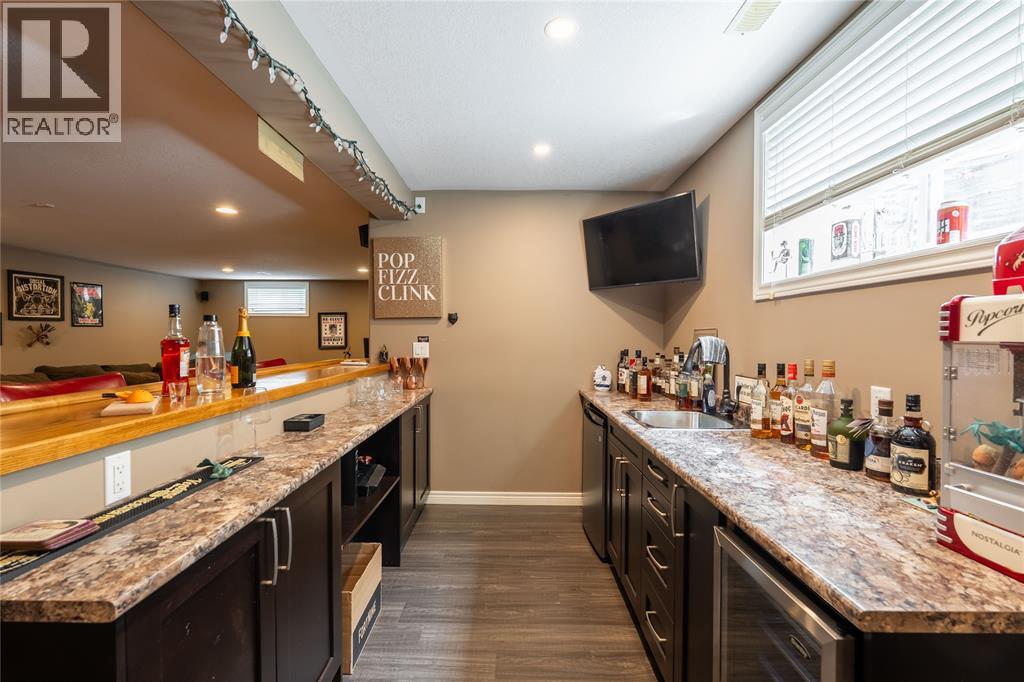 968 ST CLAIR PARKWAY - 29