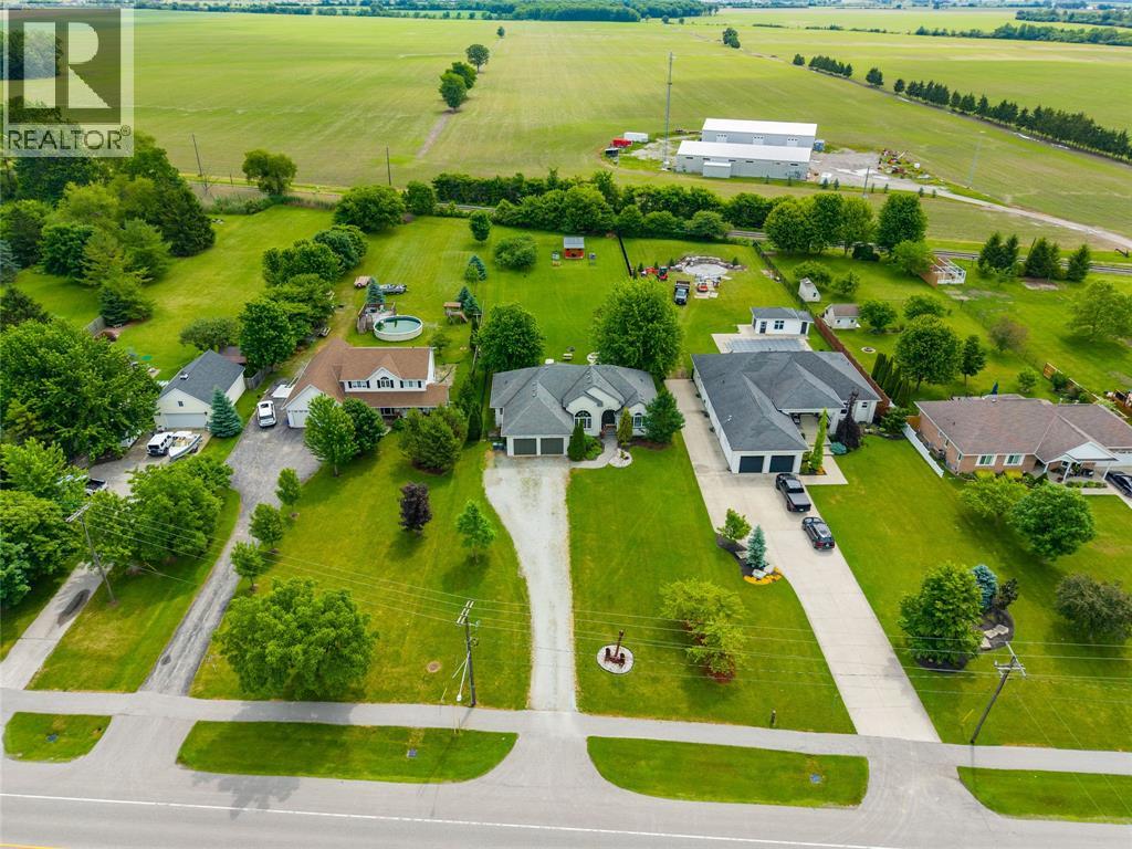 968 ST CLAIR PARKWAY - 3