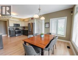 Foyer - 968 St Clair Parkway, Moore Township, ON N0N1M0 Photo 12
