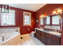 968 St Clair Parkway, Moore Township, ON N0N1M0 Photo 18