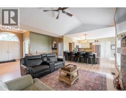 Hobby room - 968 St Clair Parkway, Moore Township, ON N0N1M0 Photo 6