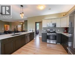 4pc Bathroom - 968 St Clair Parkway, Moore Township, ON N0N1M0 Photo 7