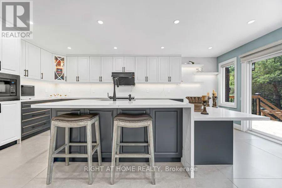 35 HARMONY HILL CRESCENT - 12