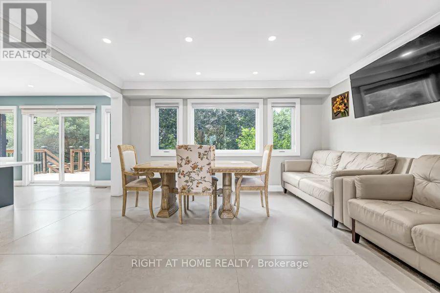35 HARMONY HILL CRESCENT - 18