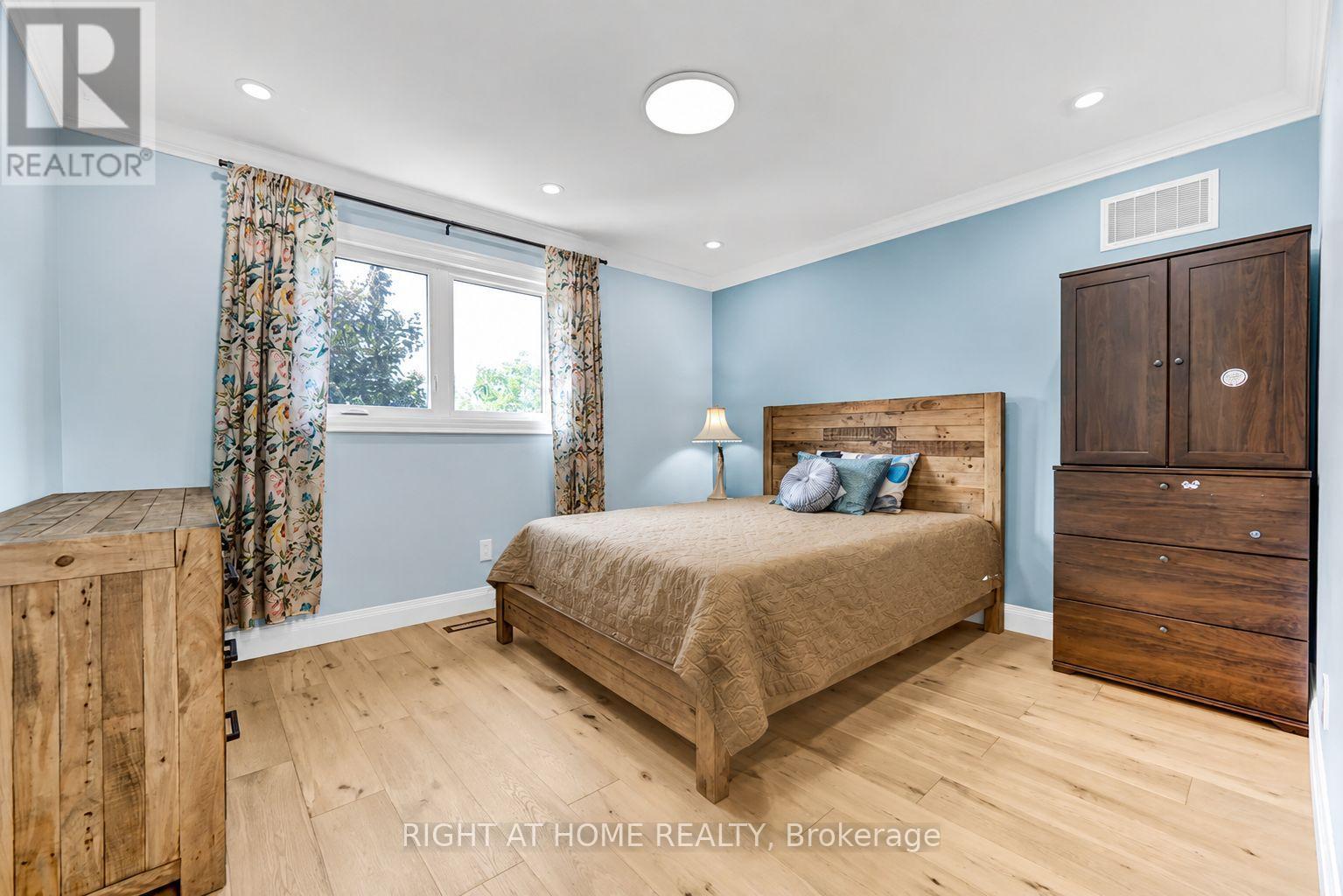 35 HARMONY HILL CRESCENT - 38
