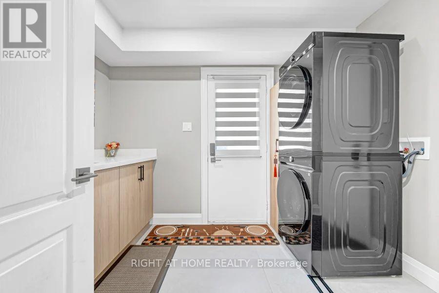 35 HARMONY HILL CRESCENT - 45