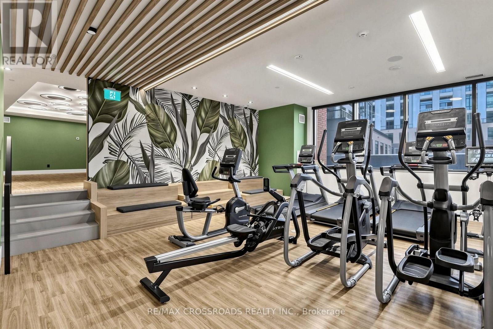 #902 7950 BATHURST STREET - 23