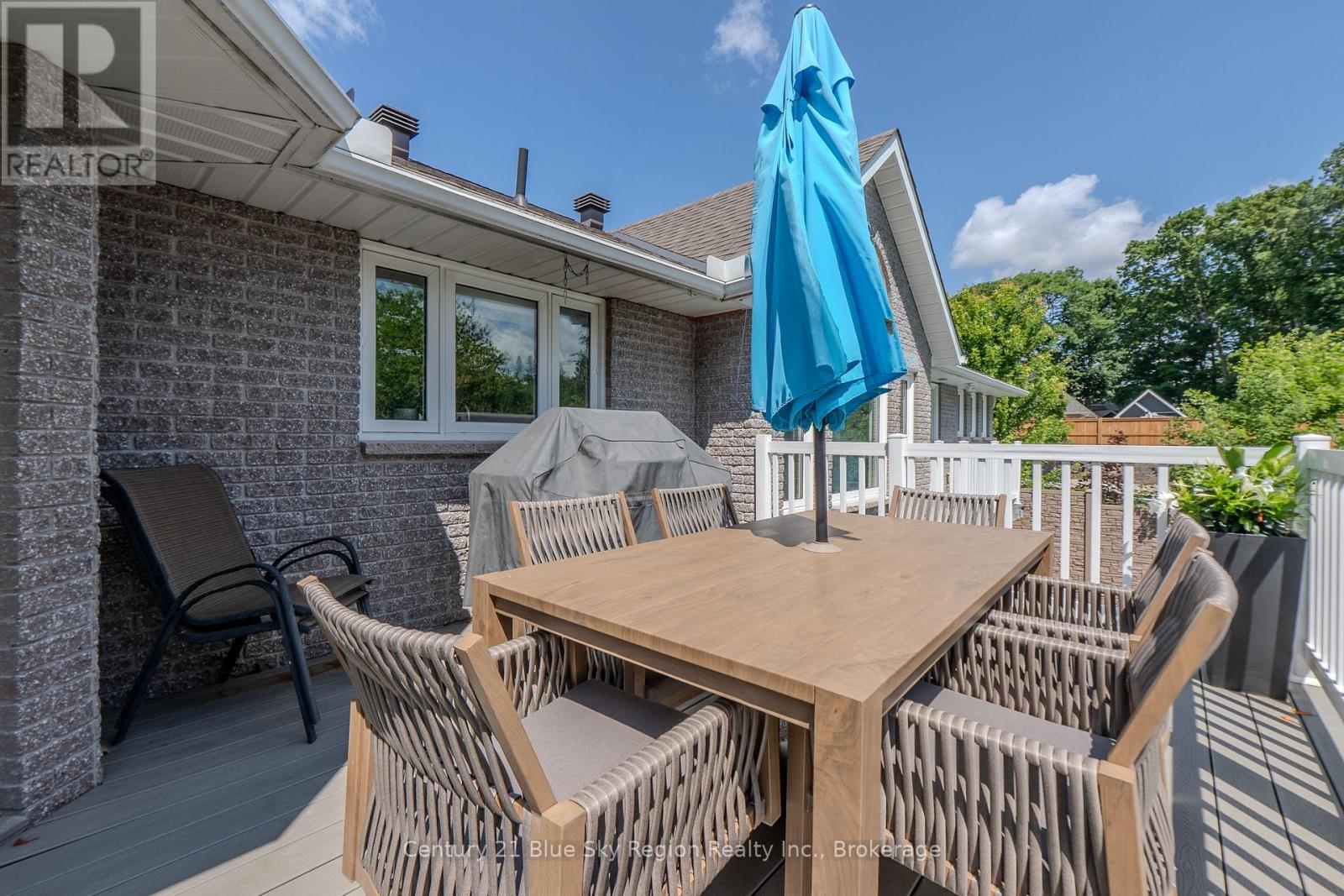 77 JANEY AVENUE - 14