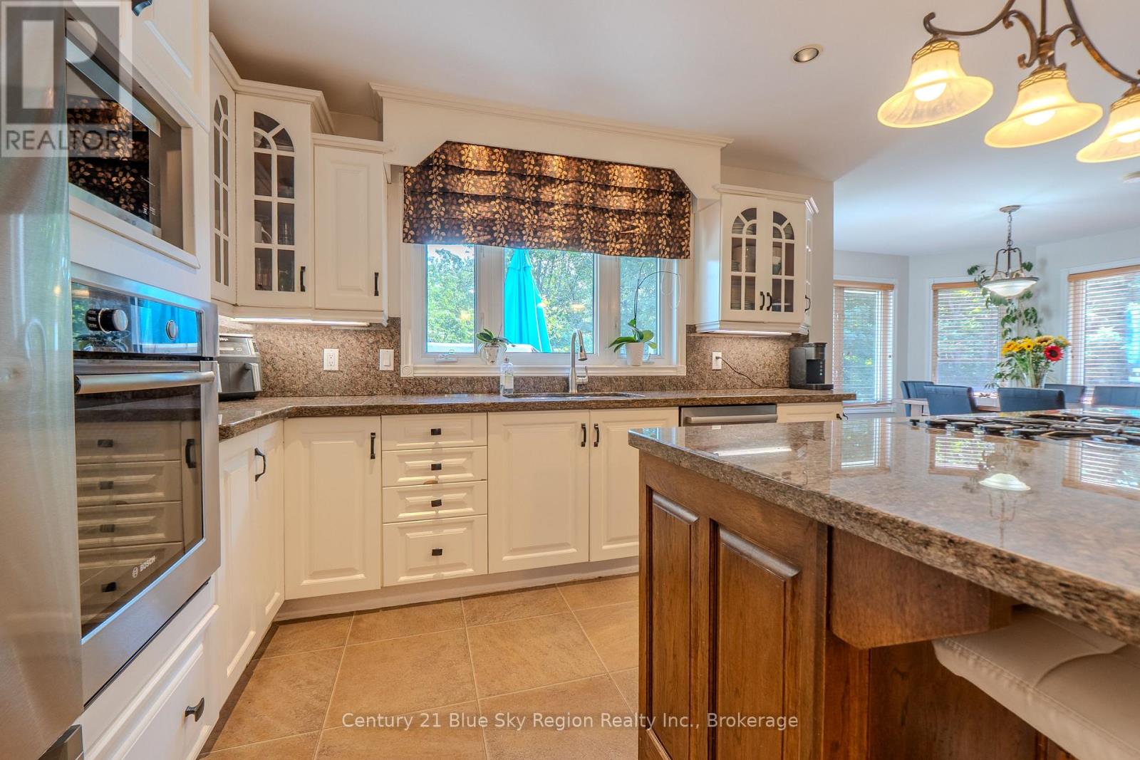 77 JANEY AVENUE - 21