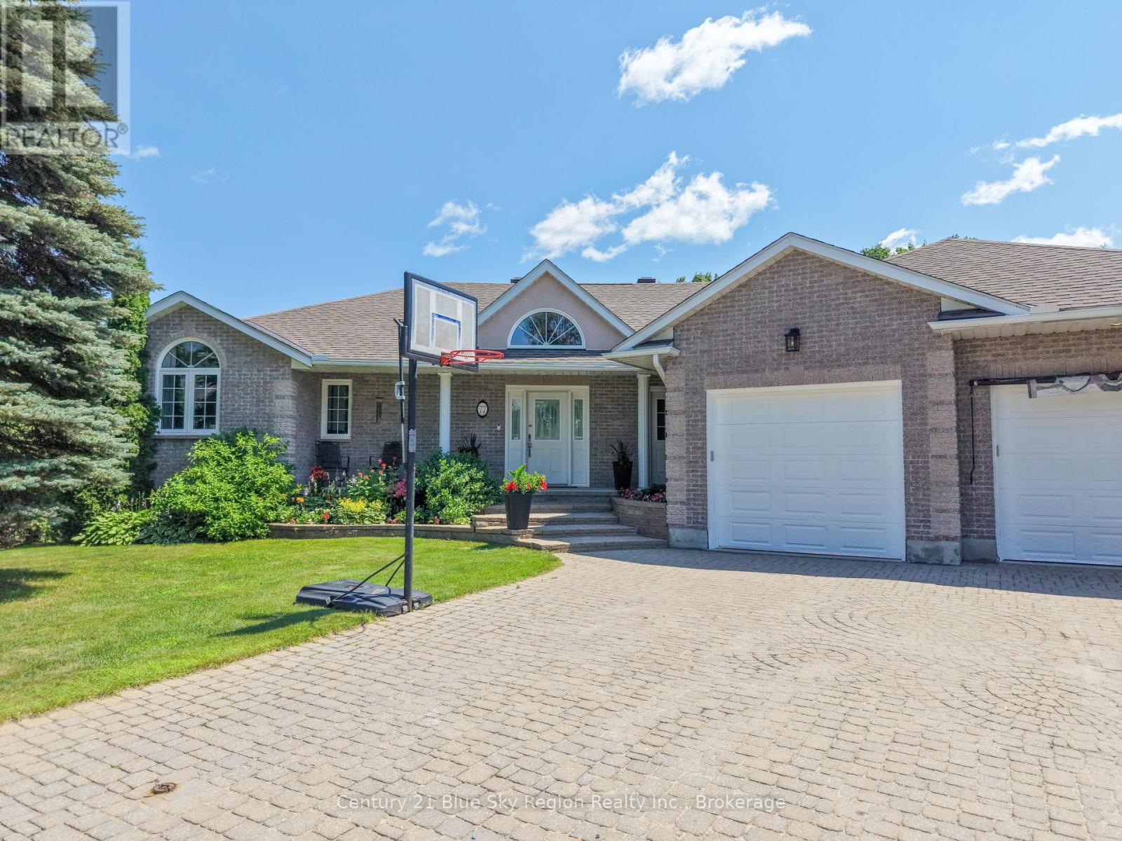 77 JANEY AVENUE - 3