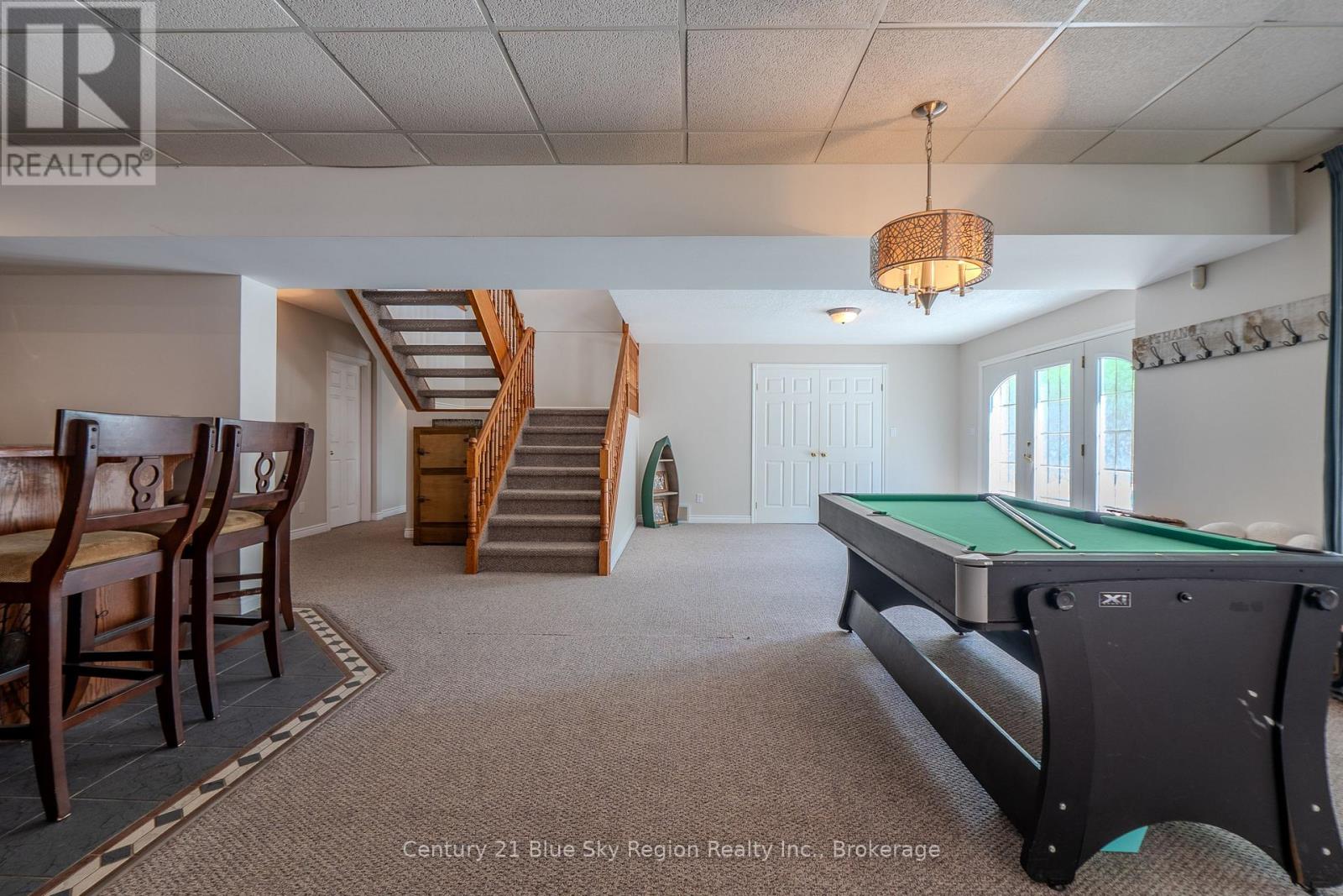 77 JANEY AVENUE - 40
