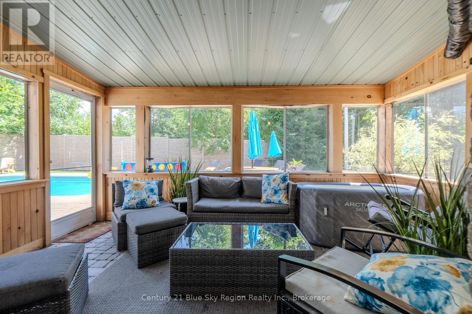 77 JANEY AVENUE - 49
