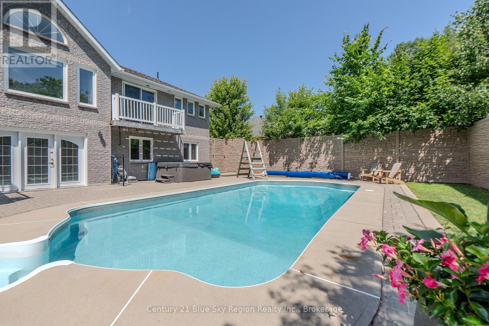 77 JANEY AVENUE - 8