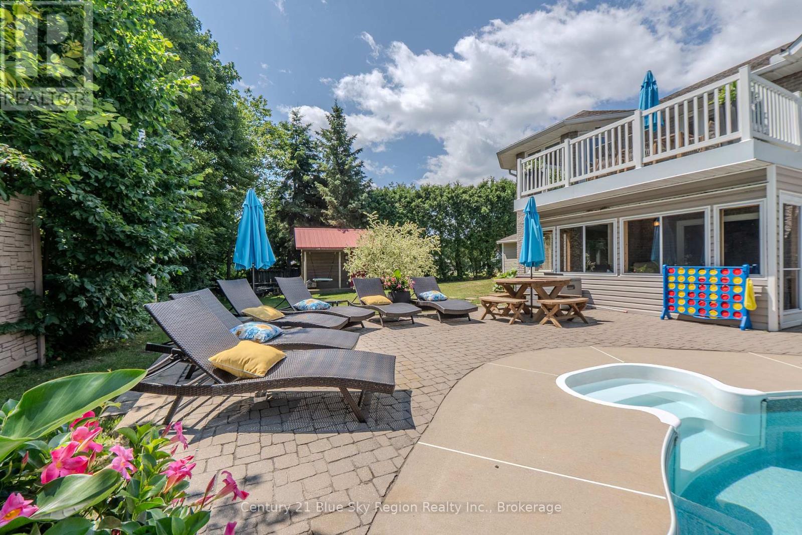 77 JANEY AVENUE - 9