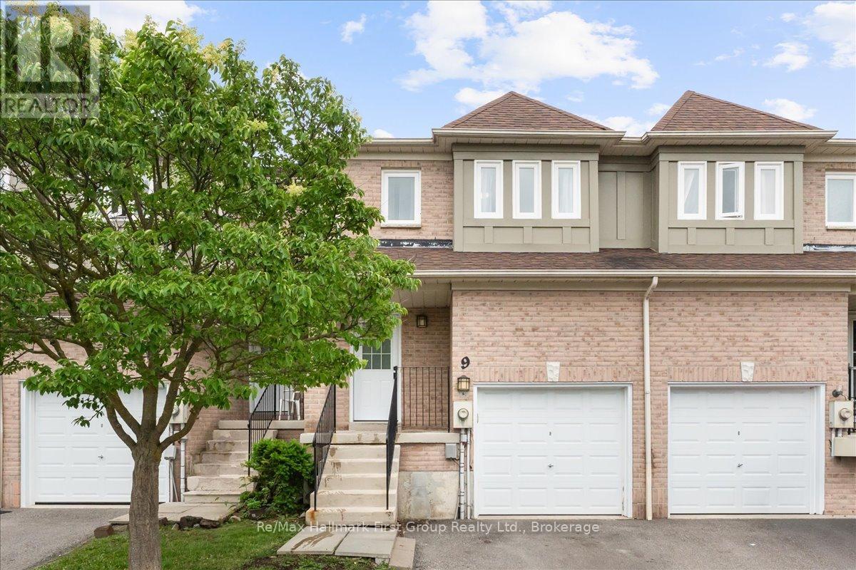 9 ALEXIS WAY - 1