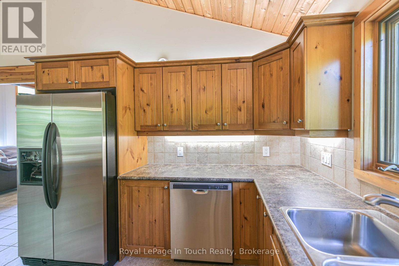 96 MILLARD DRIVE - 14