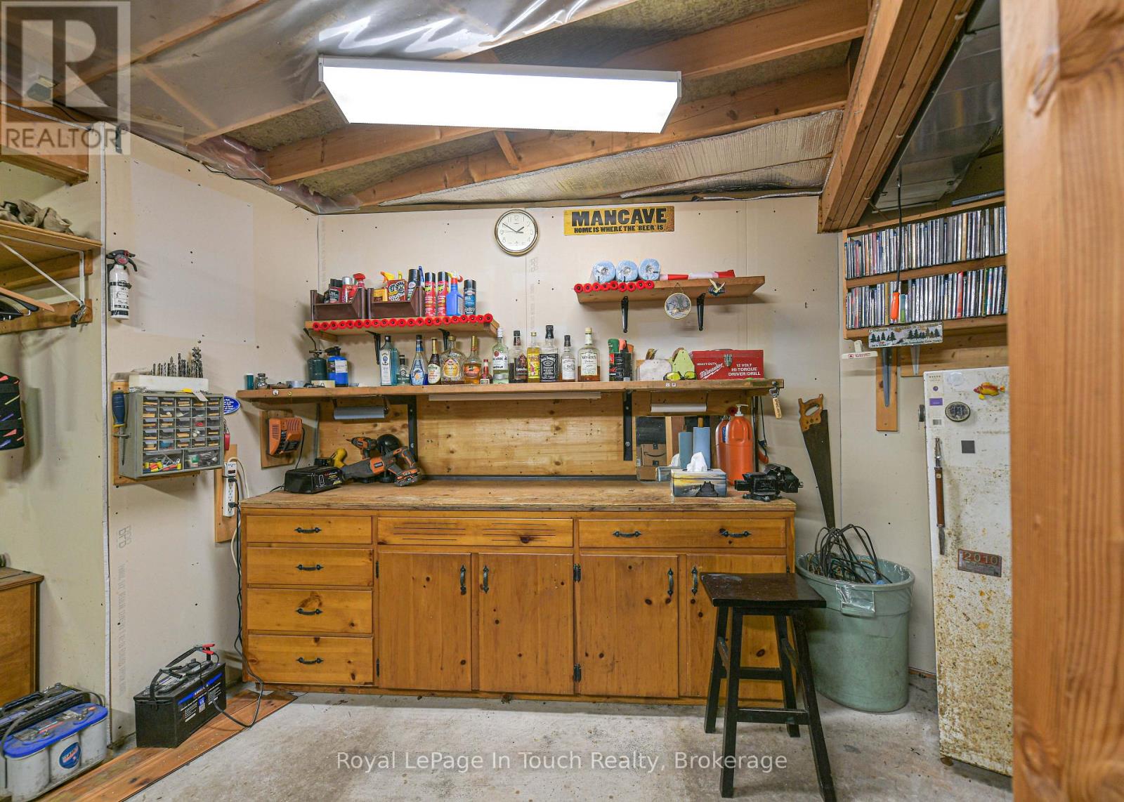 96 MILLARD DRIVE - 33