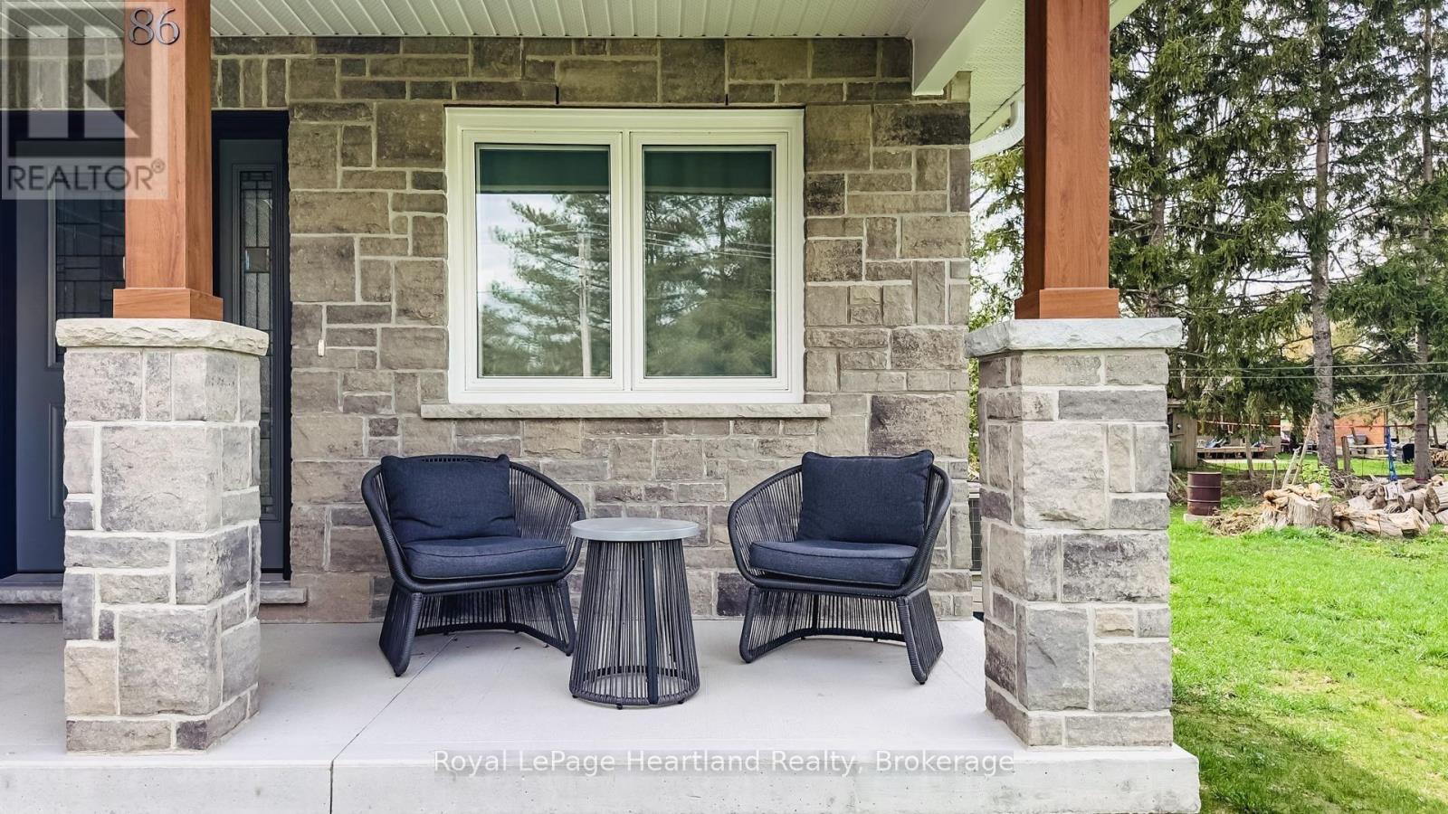 86 OSBORNE STREET, Central Huron (Clinton) — photo 3