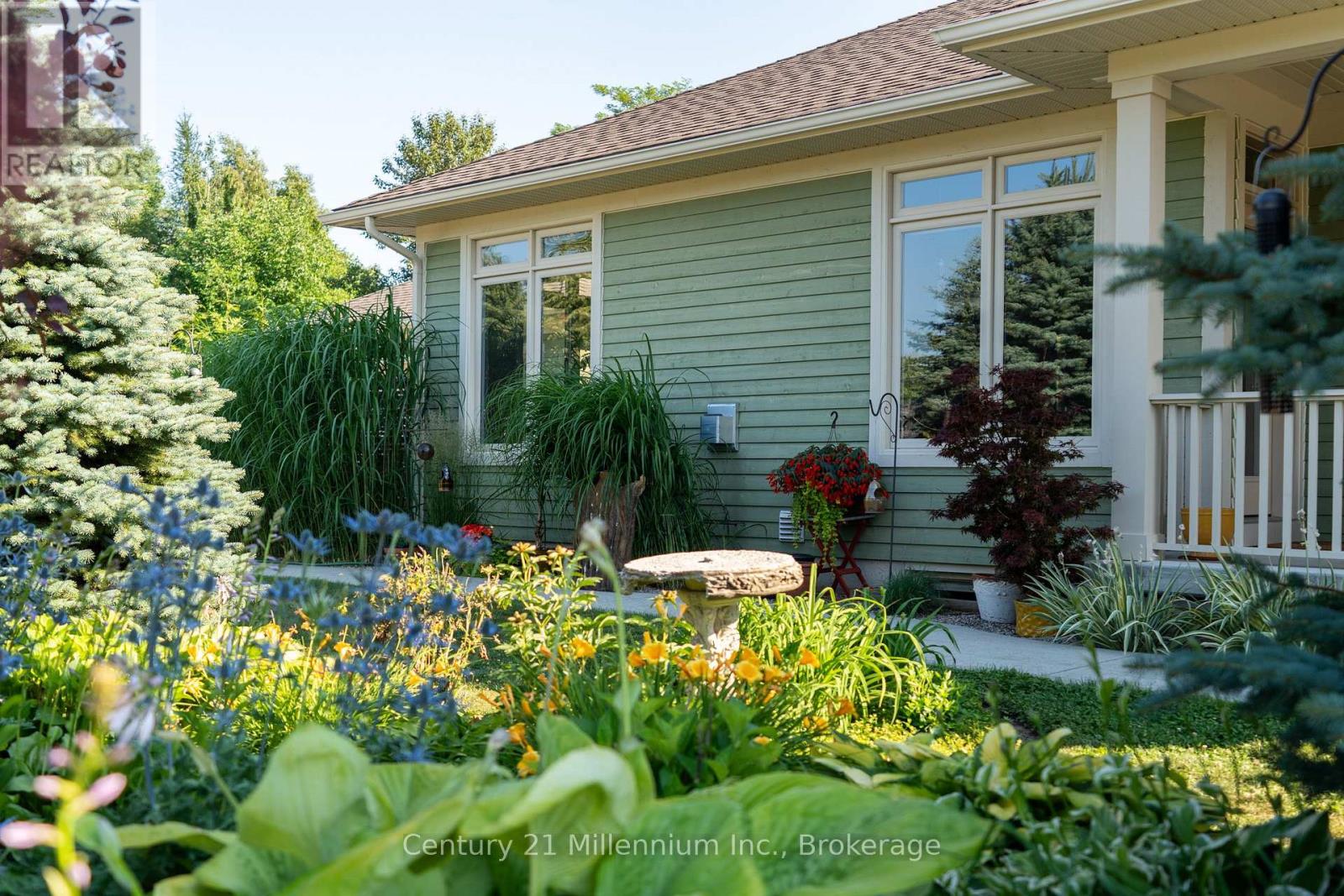 198 EMERALD DRIVE - Image 11