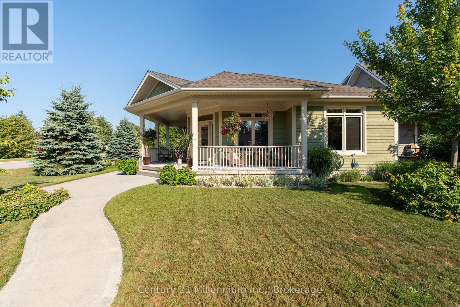 198 EMERALD DRIVE - Image 3