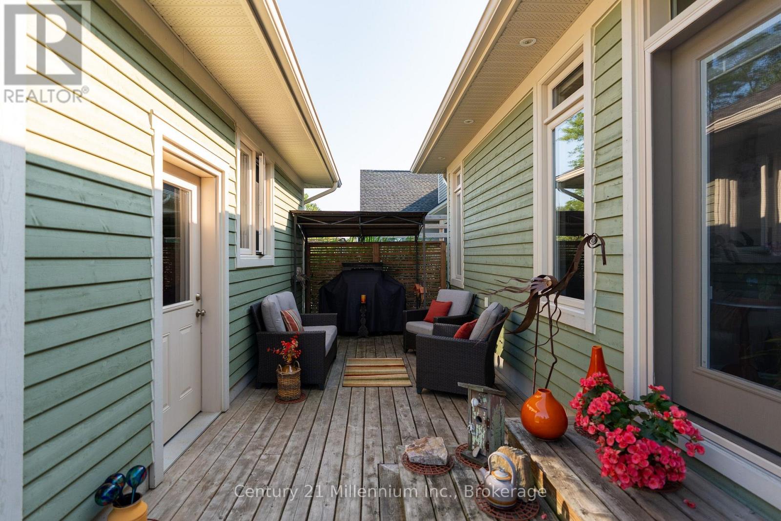 198 EMERALD DRIVE - Image 4