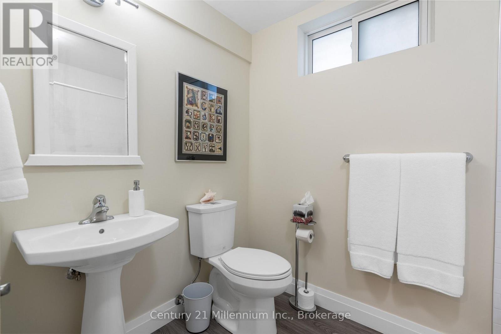 198 EMERALD DRIVE - Image 44