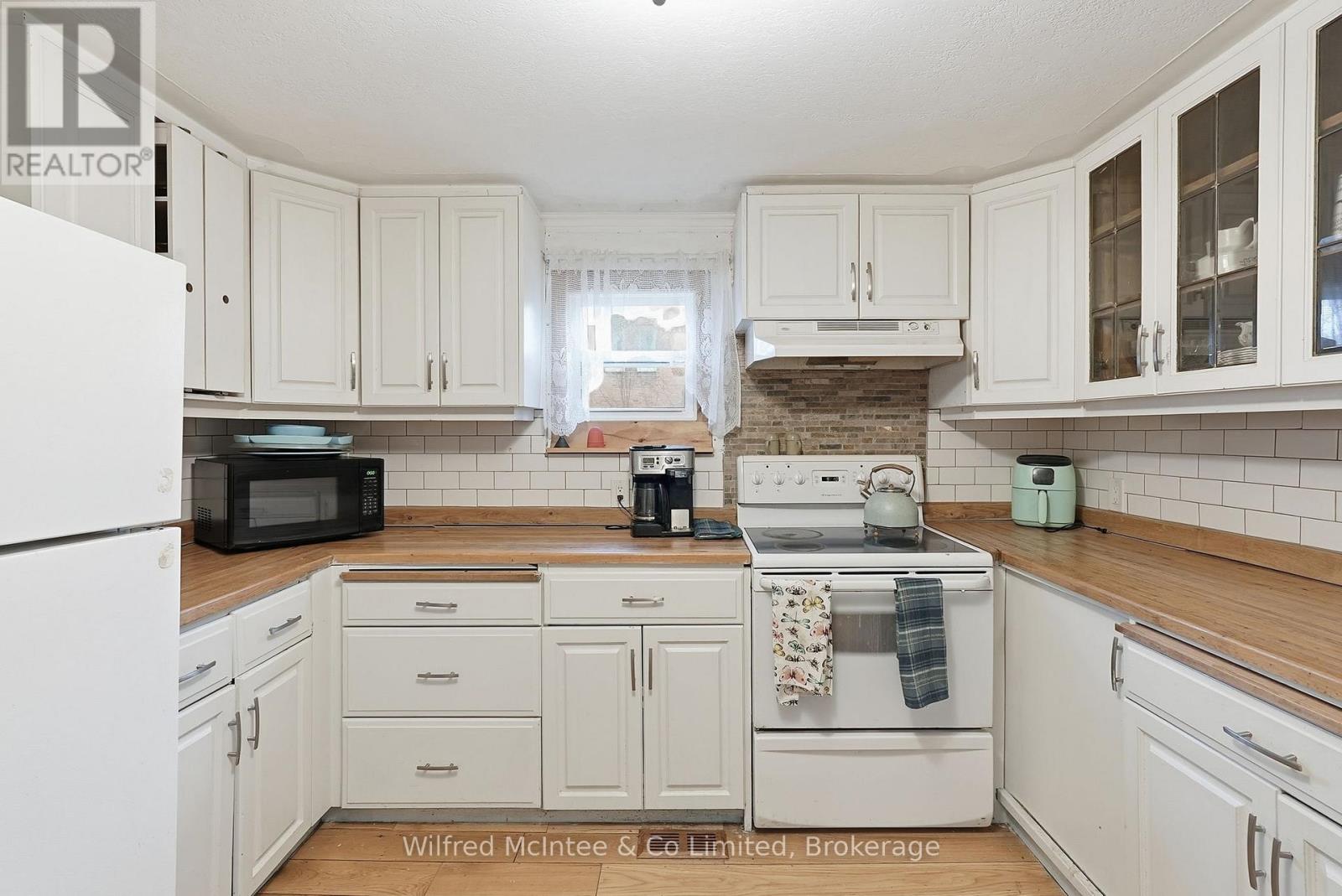 59 3RD AVENUE SW - 7