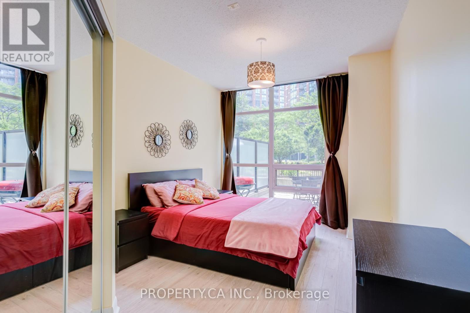 #118 525 WILSON AVENUE - 14