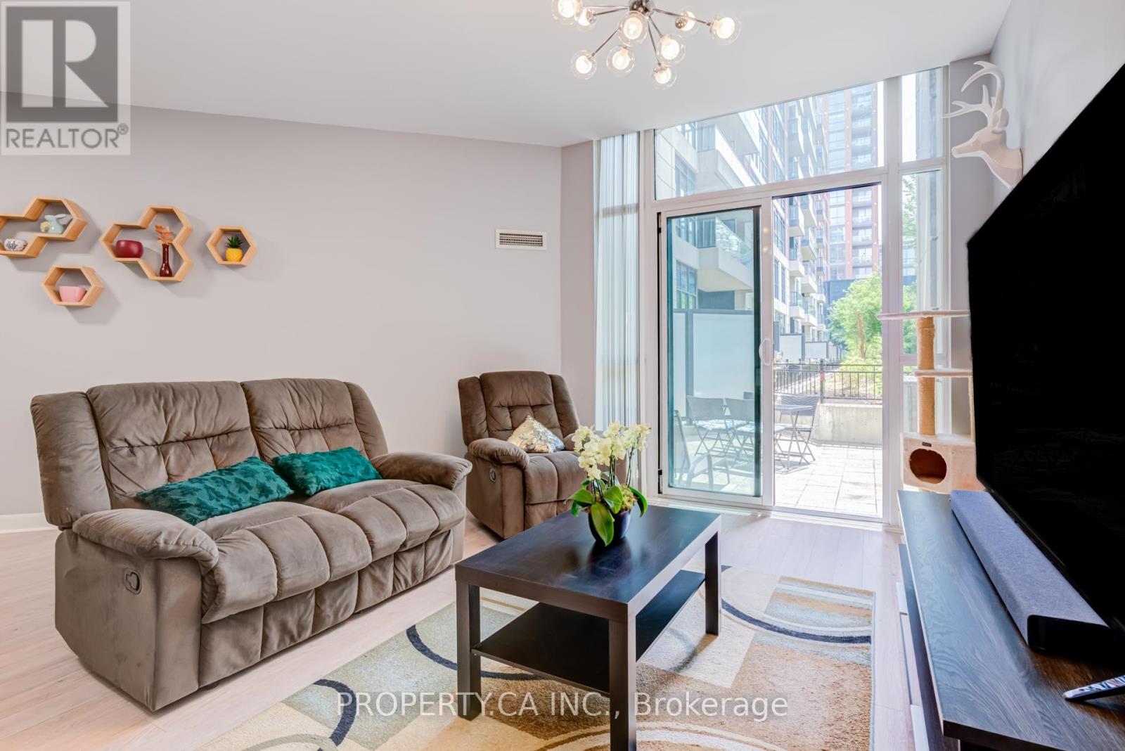 #118 525 WILSON AVENUE - 8