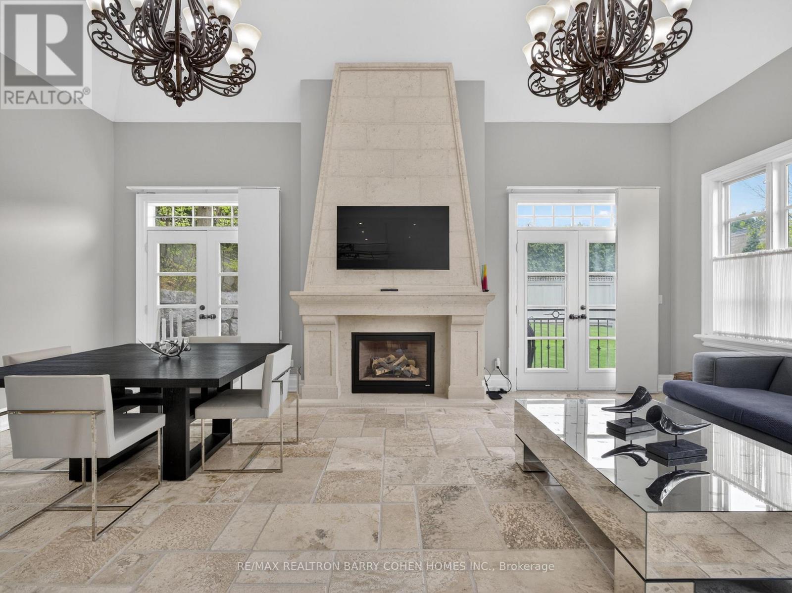 3 LEGACY COURT - 18