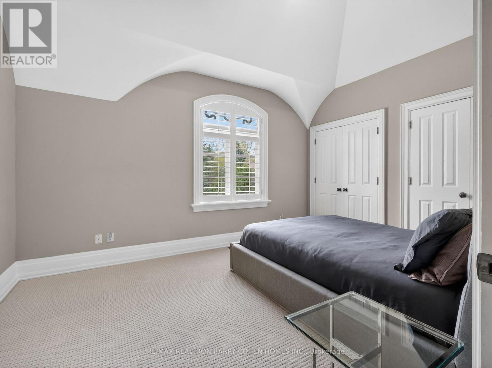 3 LEGACY COURT - 31