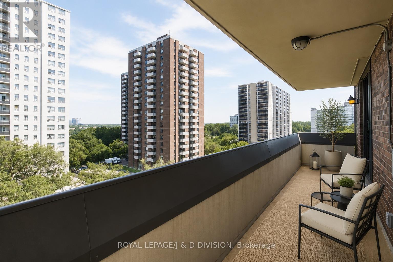 #701 100 CANYON AVENUE - 26