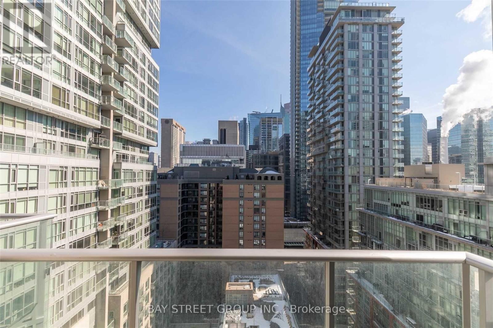 #1603 30 NELSON STREET - 12