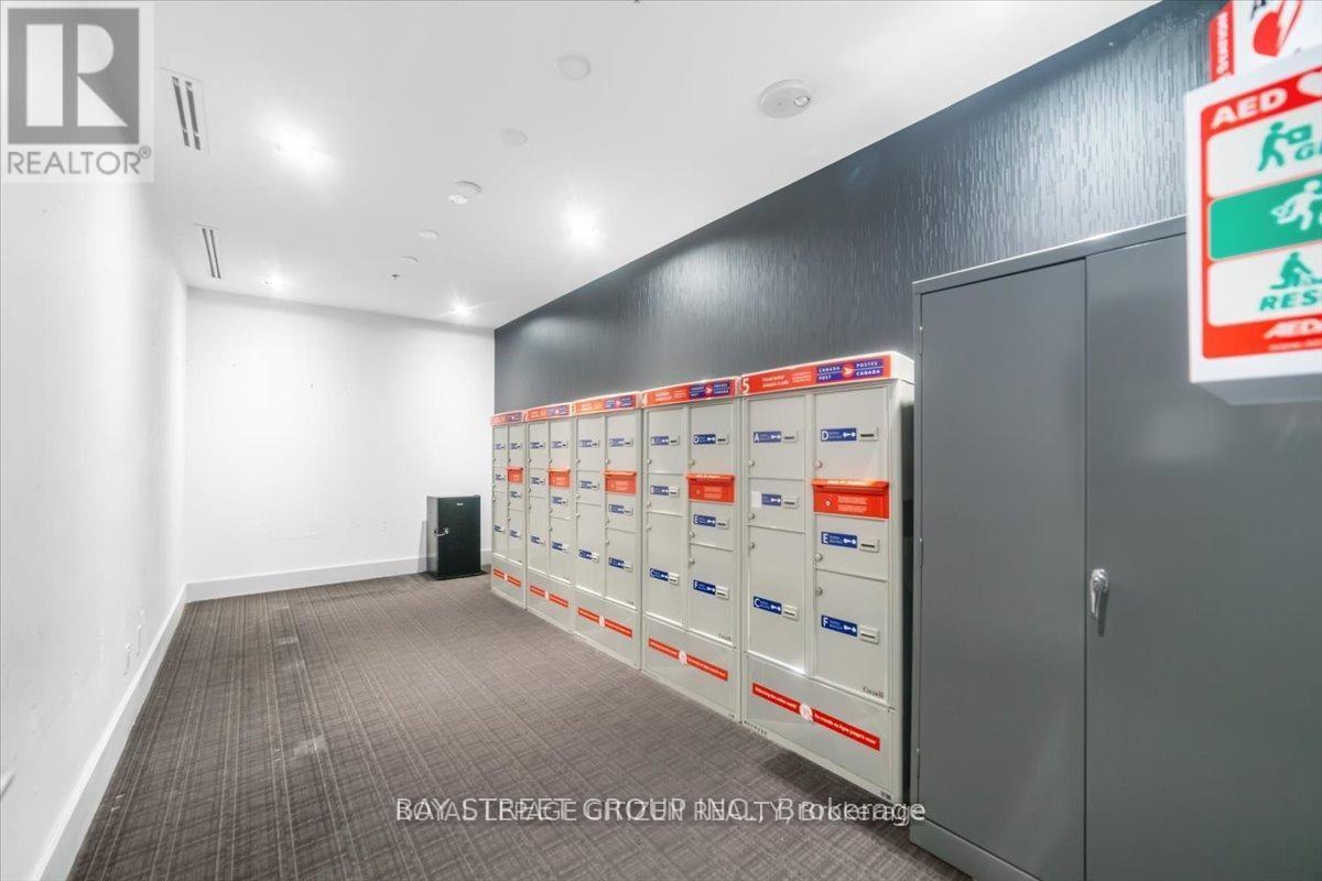 #1603 30 NELSON STREET - 18