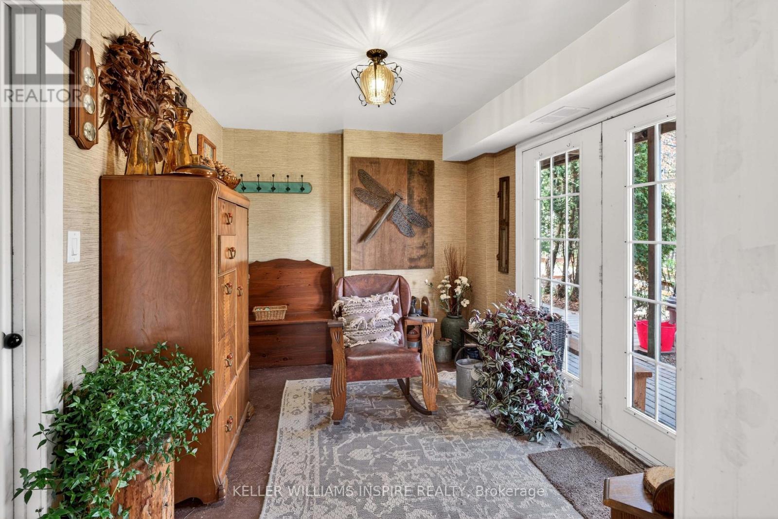 130 SMITH ROAD - 17