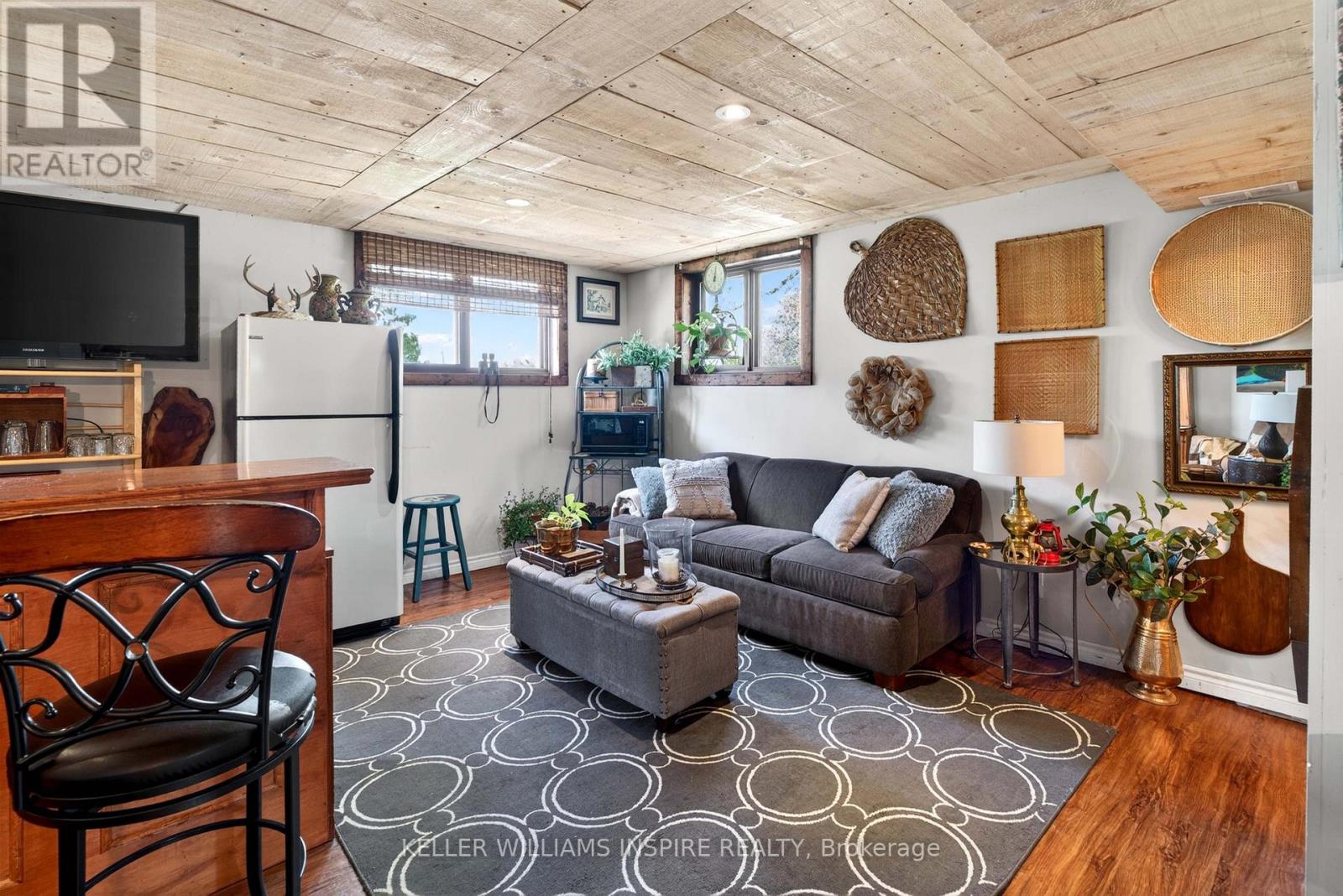 130 SMITH ROAD - 21