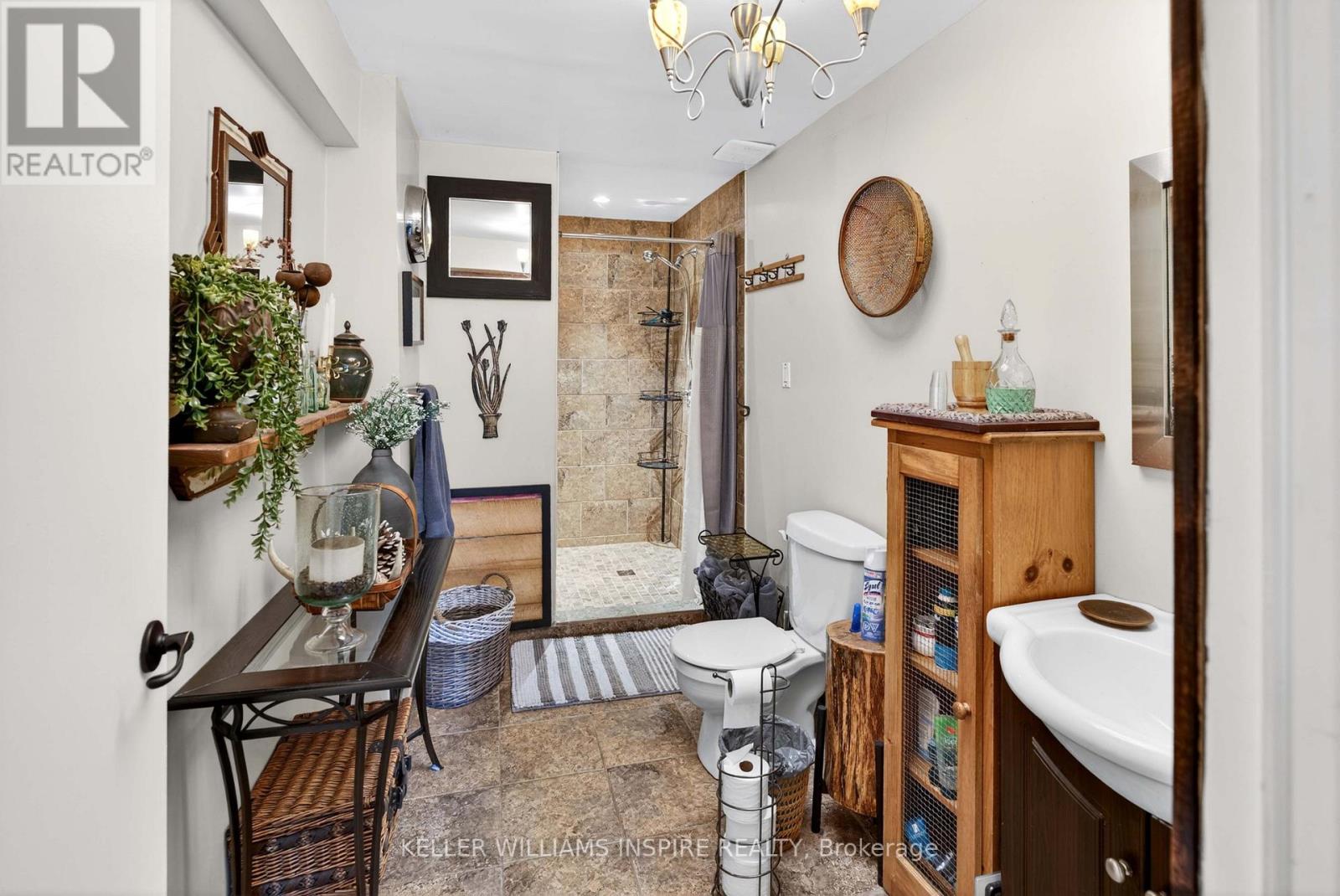 130 SMITH ROAD - 22