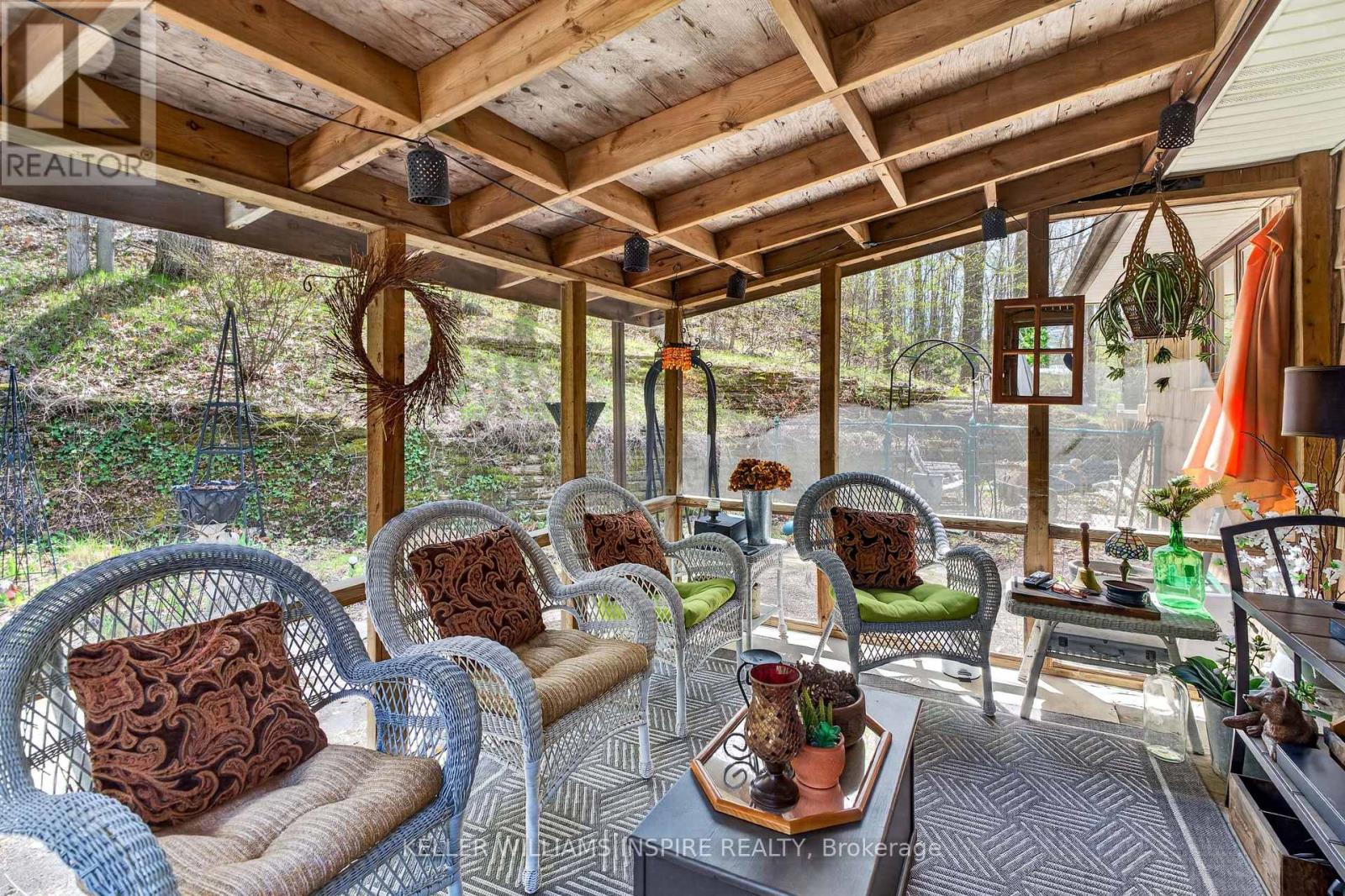 130 SMITH ROAD - 27