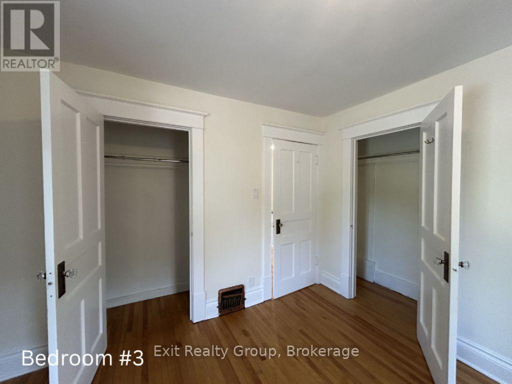90 BYRON STREET - 28