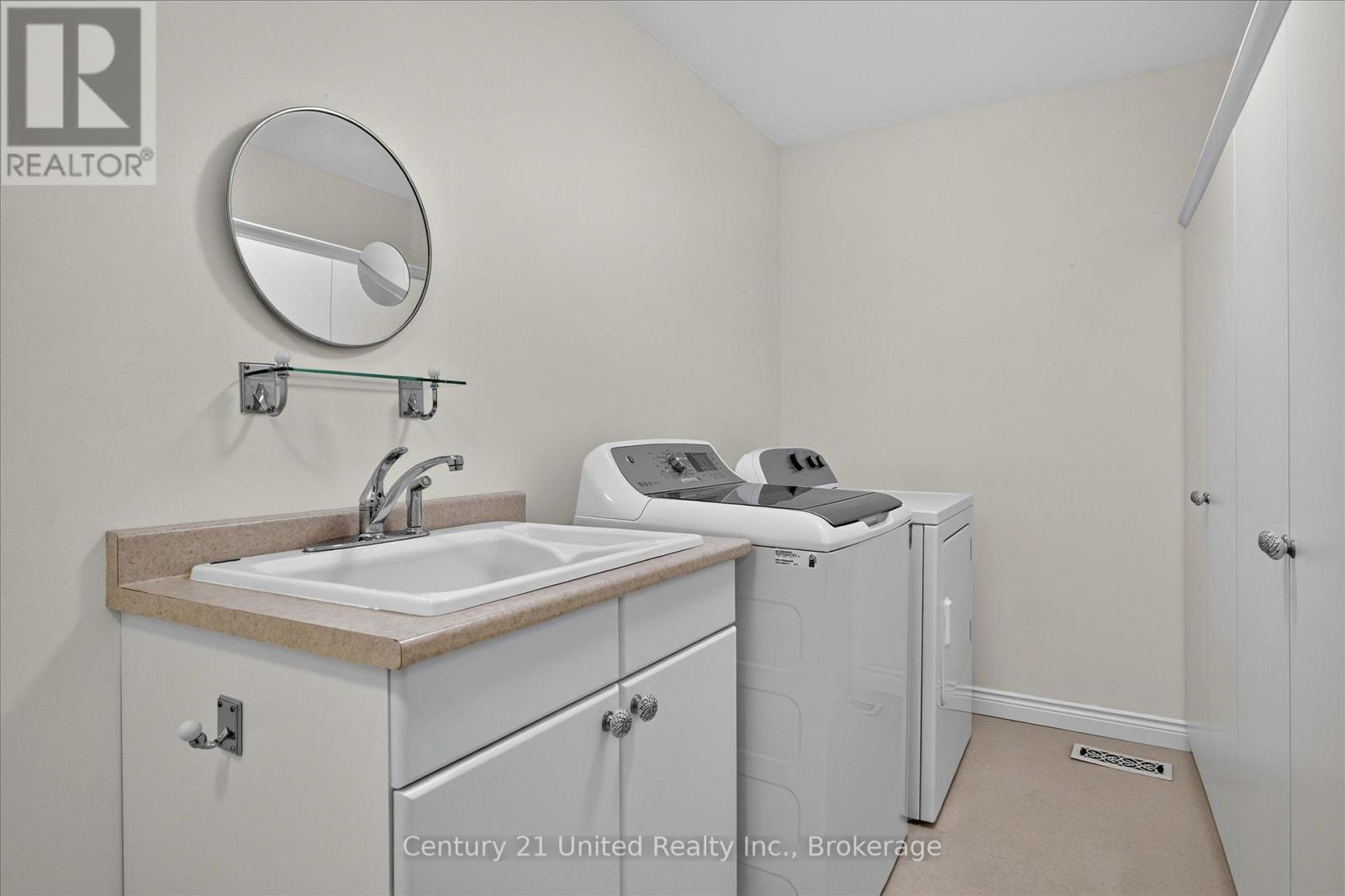 167 GARRY STREET - Image 23