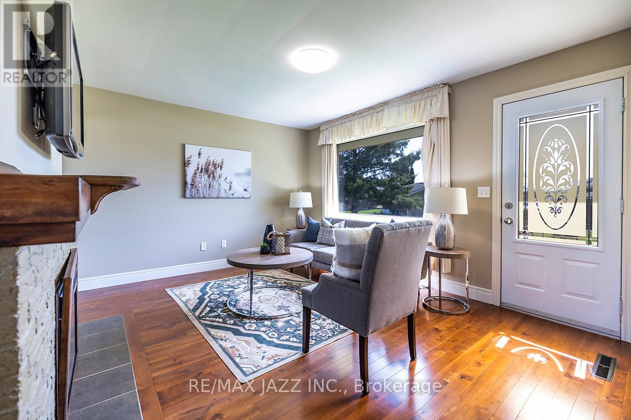 152 BELLEVILLE ROAD - 22