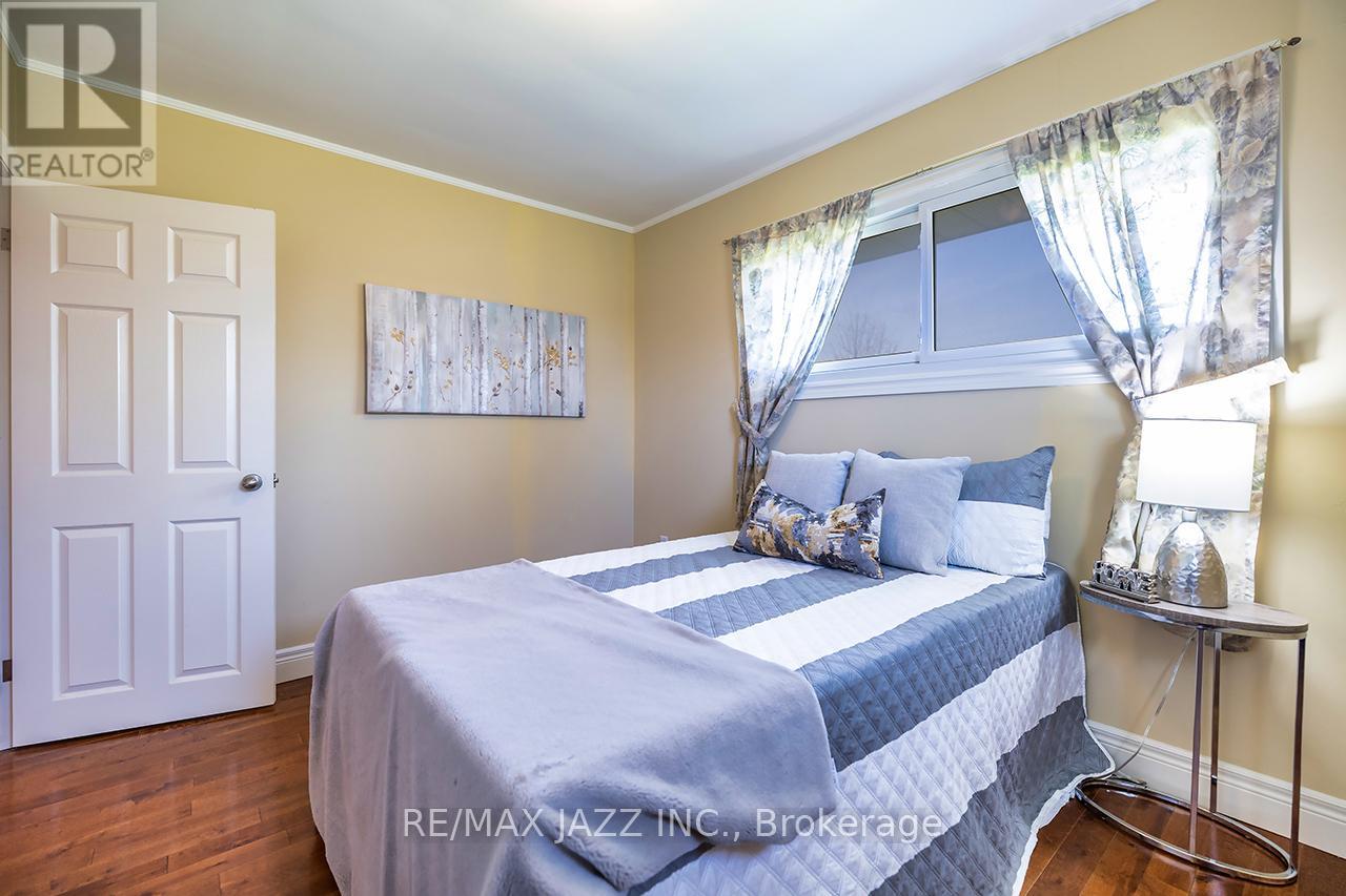 152 BELLEVILLE ROAD - 28