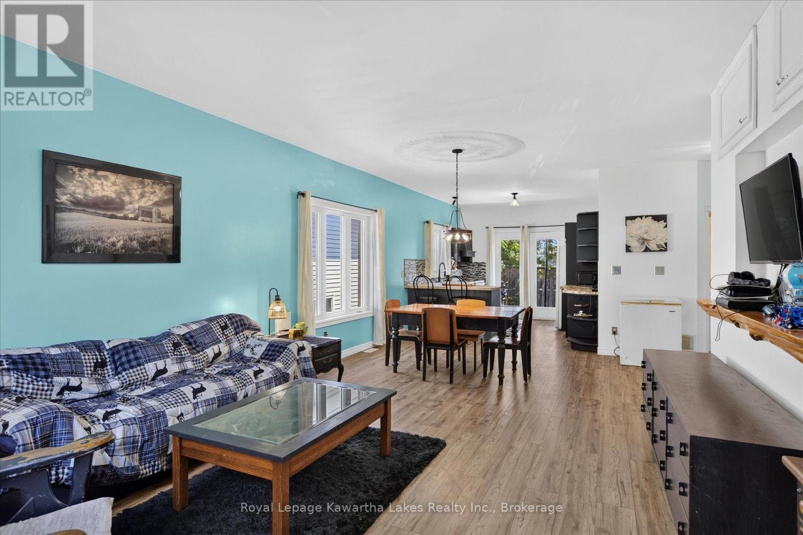 116 ADELAIDE STREET S - Image 9