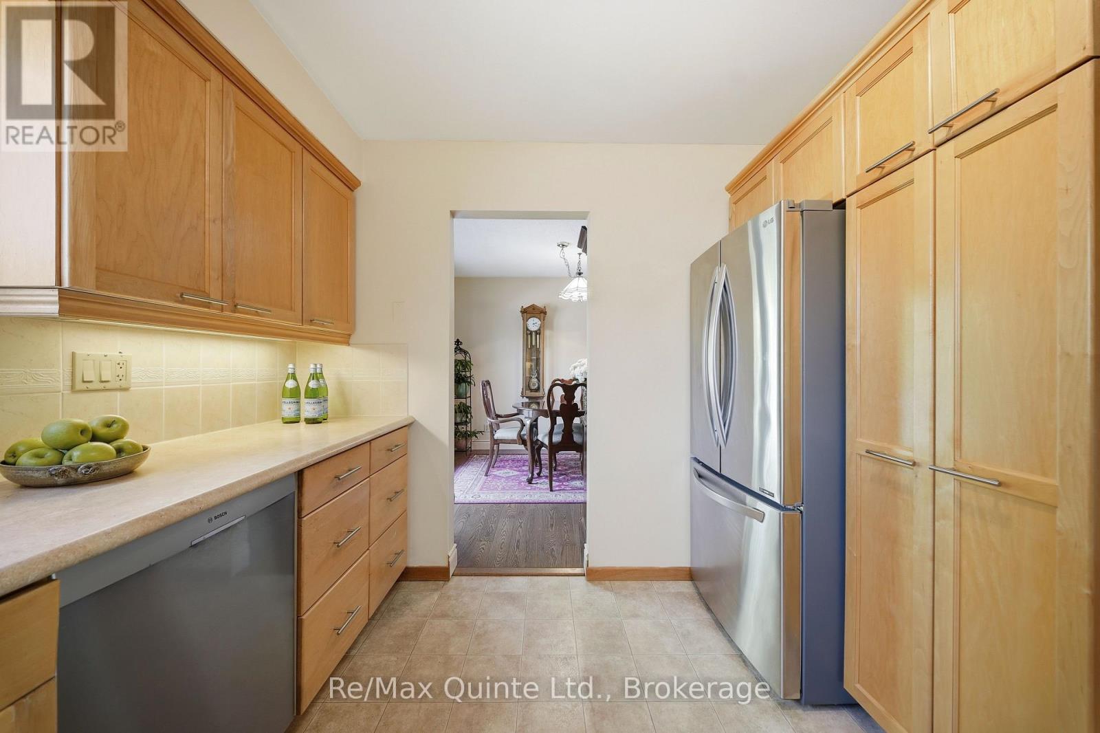 232 COLONIAL ROAD - 13