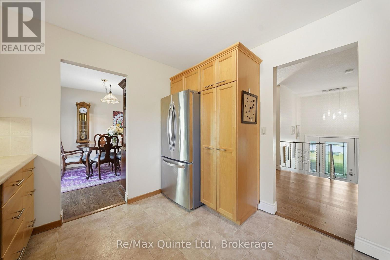 232 COLONIAL ROAD - 14