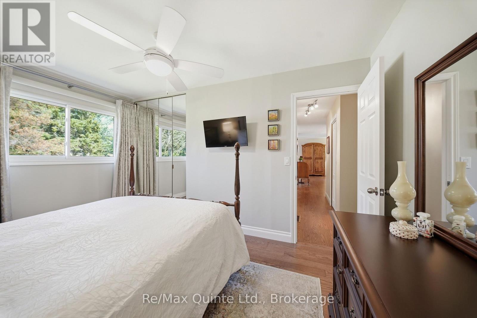 232 COLONIAL ROAD - 18