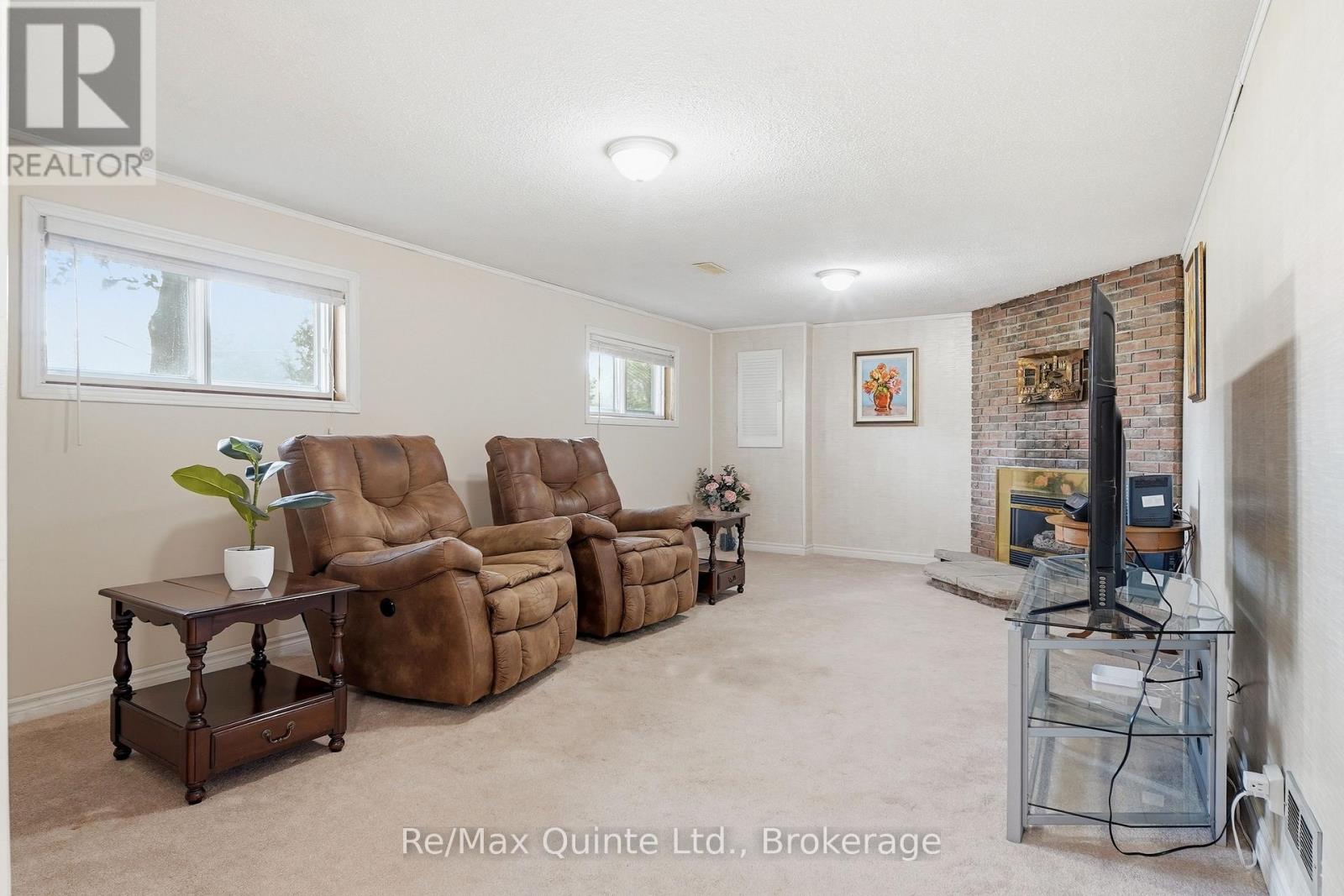 232 COLONIAL ROAD - 28