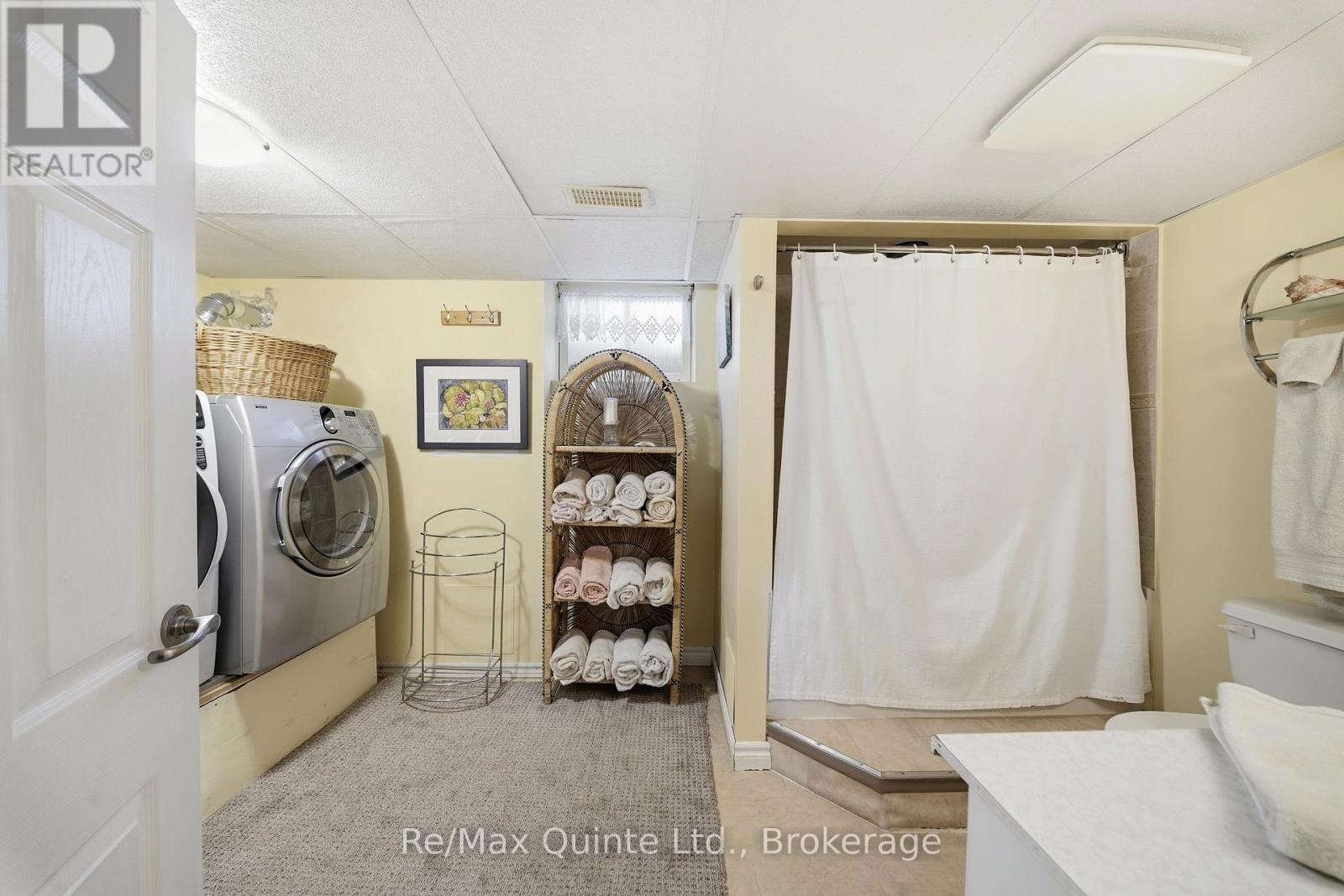 232 COLONIAL ROAD - 34