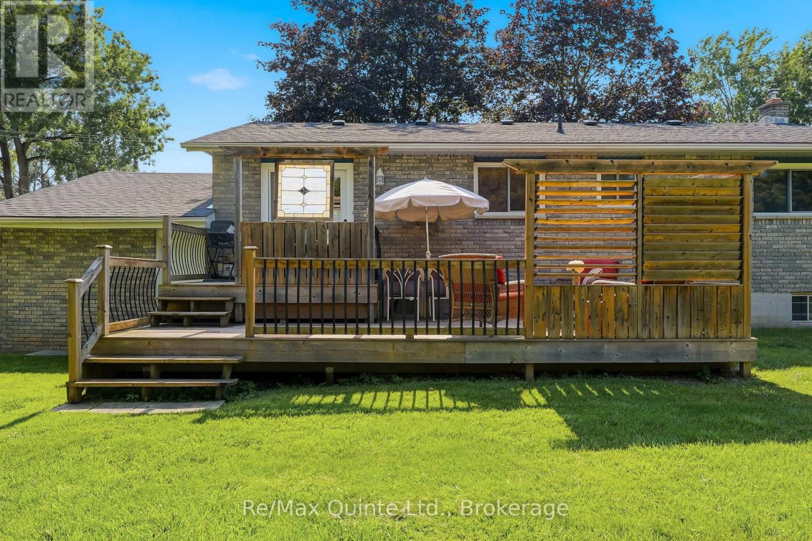 232 COLONIAL ROAD - 36